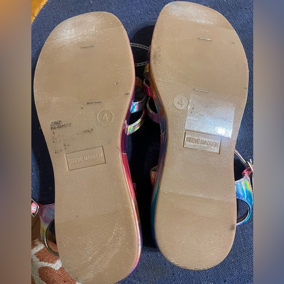 New girls Steve Madden Sandals - Picture 3 of 3